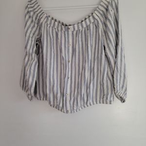 Dynamite off shoulder shirt!